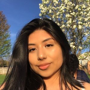 Meet your Posher, Shalma